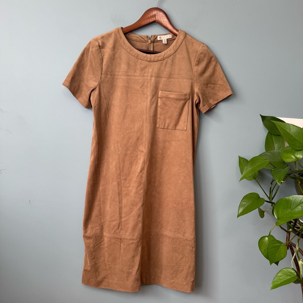 Lila Rose Faux Suede Dress Short Sleeve in Butterscotch. Size 2